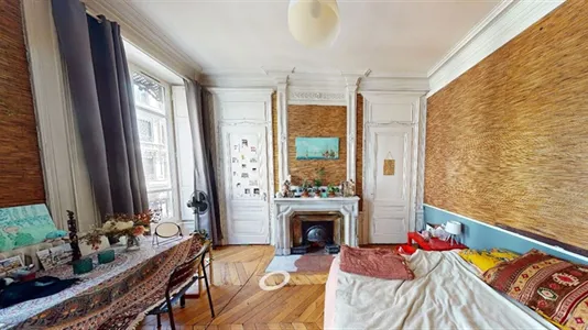 Rooms in Lyon - photo 3