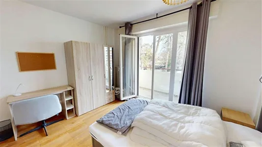 Rooms in Saint-Julien-en-Genevois - photo 7