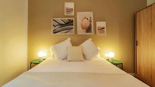 Rooms in Barcelona Eixample - photo 3