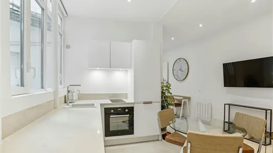 Apartments in Paris 2ème arrondissement - Bourse - photo 6