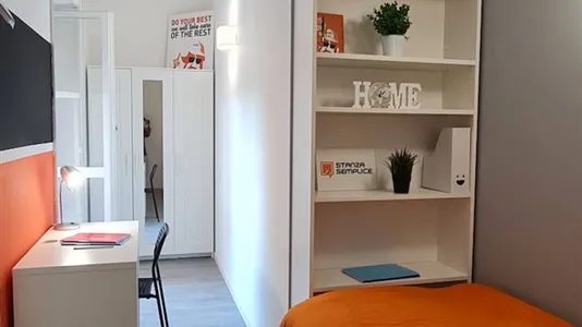 Rooms in Roma Municipio VIII – Appia Antica - photo 8