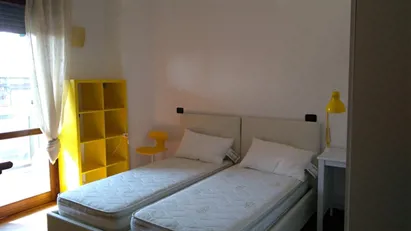 Room for rent in Milano Zona 9 - Porta Garibaldi, Niguarda, Milan