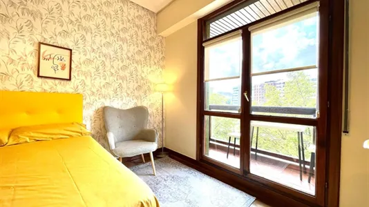 Rooms in Bilbao - photo 4