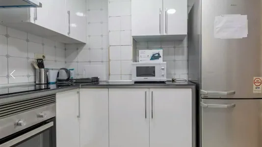 Rooms in Valencia Ciutat Vella - photo 10