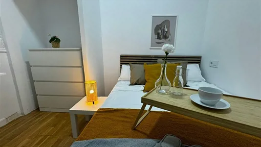 Rooms in Madrid Salamanca - photo 2