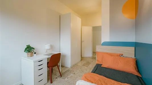 Rooms in Brescia - photo 8