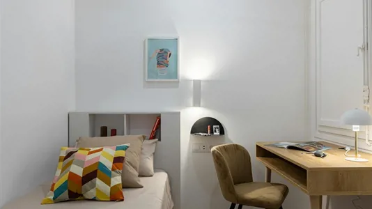 Rooms in Barcelona Les Corts - photo 2