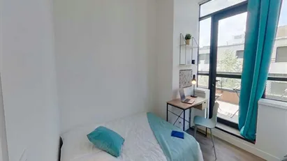 Room for rent in Nanterre, Île-de-France