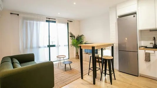 Apartments in Barcelona Ciutat Vella - photo 4