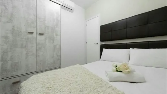 Apartments in Madrid Centro - photo 2