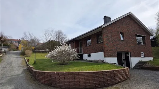 Houses in Ale - photo 1