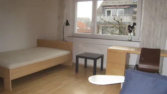 Rooms in Main-Taunus-Kreis - photo 2