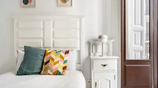 Rooms in Madrid Chamberí - photo 9