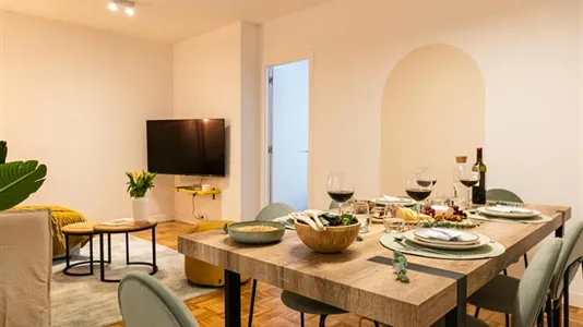 Rooms in Madrid Retiro - photo 9