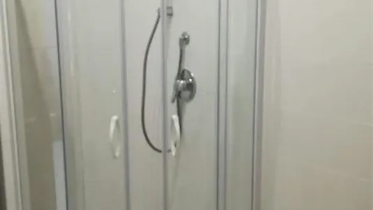 Rooms in Roma Municipio II – Parioli/Nomentano - photo 6