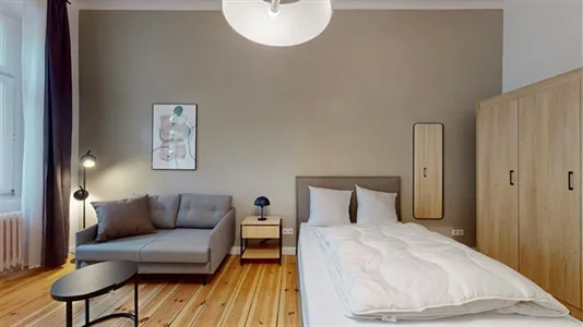 Apartments in Berlin Neukölln - photo 5