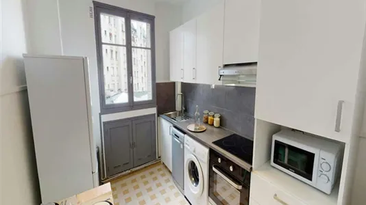 Rooms in Paris 15ème arrondissement - photo 9