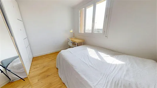 Rooms in Lyon - photo 4