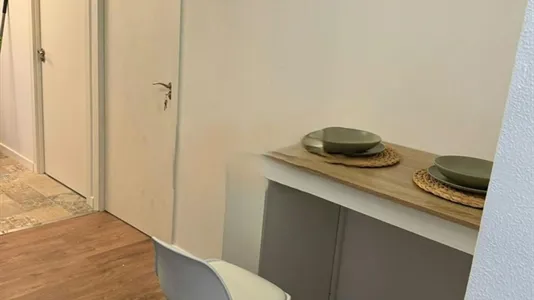 Rooms in Mislata - photo 7