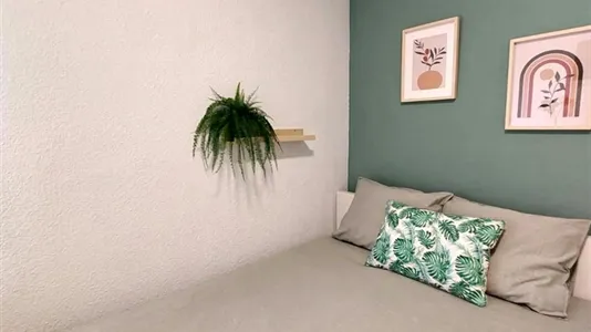 Rooms in Madrid Hortaleza - photo 8