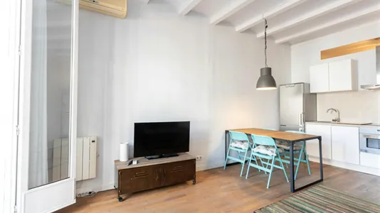 Apartments in Barcelona Eixample - photo 4