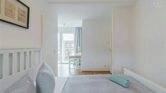 Apartments in Location is not specified - photo 8