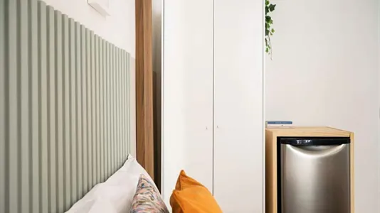 Rooms in Madrid Centro - photo 10