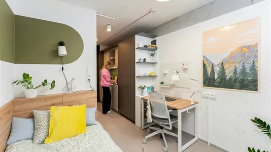 Rooms in Warszawa Śródmieście - photo 1