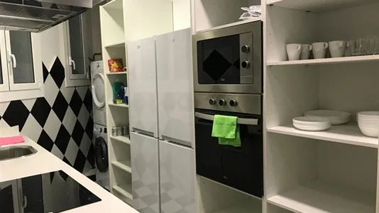 Apartments in Barcelona Ciutat Vella - photo 3