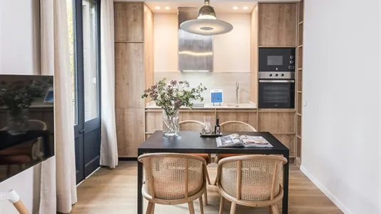 Apartments in Barcelona Eixample - photo 5
