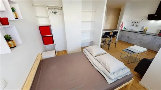 Apartments in Grenoble - photo 3