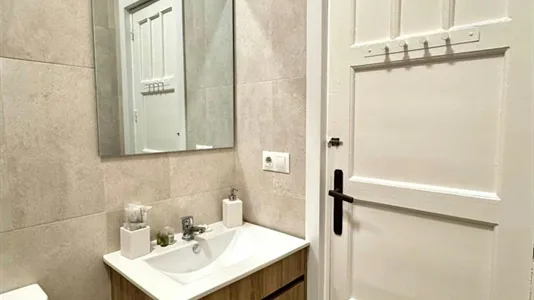 Rooms in Madrid Salamanca - photo 4