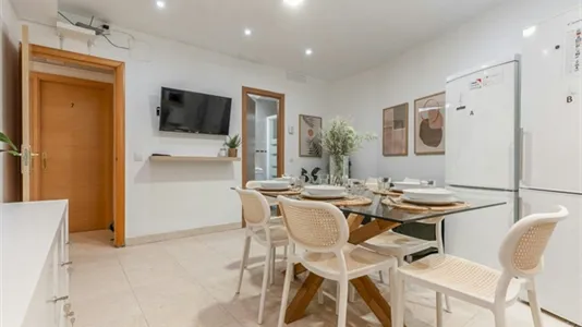 Rooms in Madrid Centro - photo 6