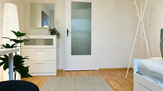 Rooms in Augsburg - photo 4