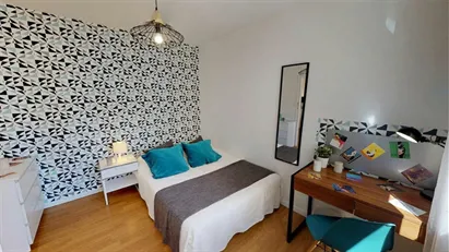 Room for rent in Lyon, Auvergne-Rhône-Alpes