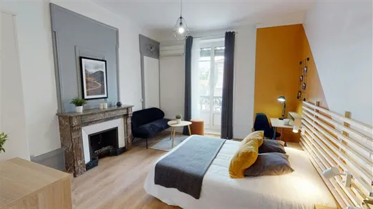 Rooms in Lyon - photo 1