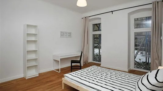 Rooms in Berlin Charlottenburg-Wilmersdorf - photo 1