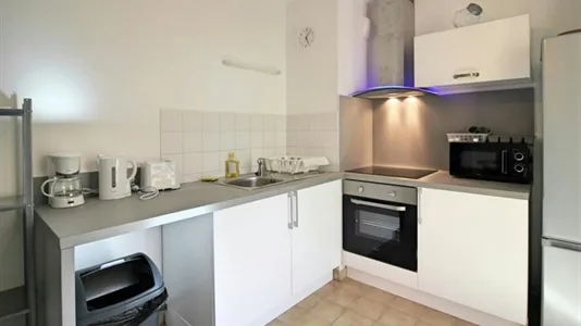 Rooms in Marseille 9ème arrondissement - photo 8