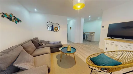 Apartments in Saint-Étienne - photo 3