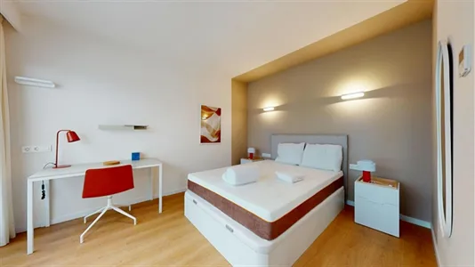 Rooms in Madrid Tetuán - photo 2