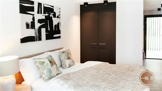 Apartments in Zürich Distrikt 8 - photo 2