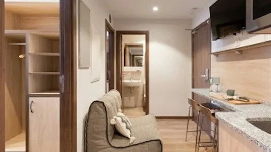 Rooms in Madrid Vicálvaro - photo 2