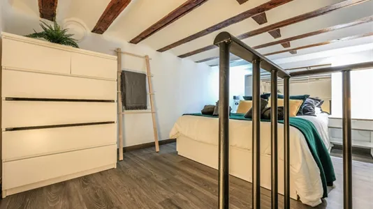 Apartments in Madrid Centro - photo 4