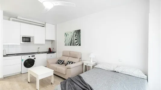 Apartments in Barcelona Sants-Montjuïc - photo 4