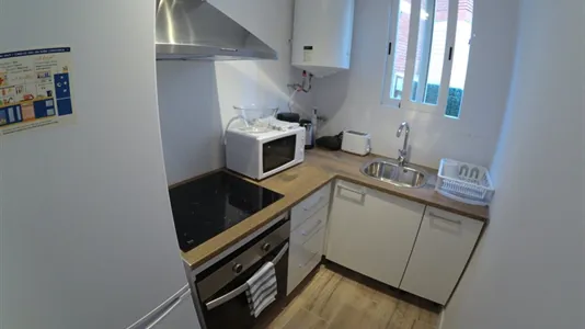 Rooms in Esplugues de Llobregat - photo 9