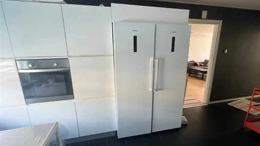 Houses in Västerås - photo 6