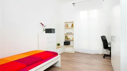 Room for rent in Turin, Piemonte