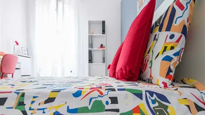 Room for rent in Sesto San Giovanni, Lombardia