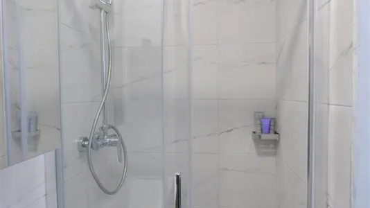 Apartments in Paris 18ème arrondissement - Montmartre - photo 7