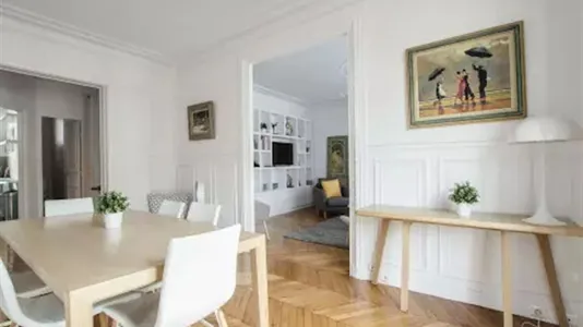 Apartments in Paris 8ème arrondissement - photo 8